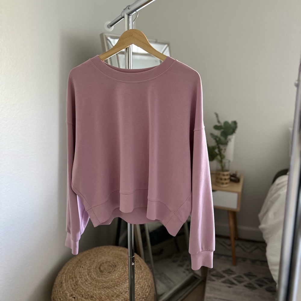 Lululemon Softstreme Perfectly Oversized Cropped Crew LIKE NEW